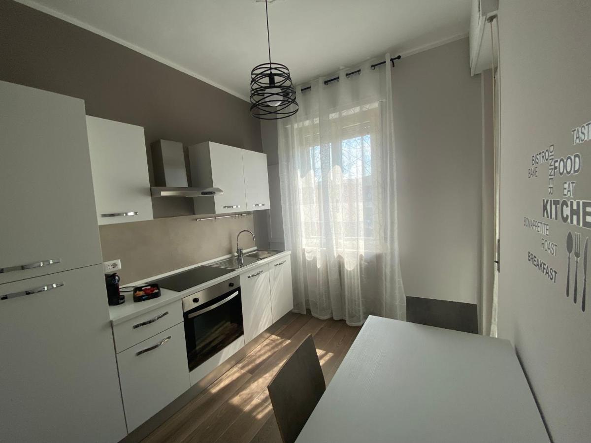 Appartamento La Casa Di Alice2 Vercelli Esterno foto