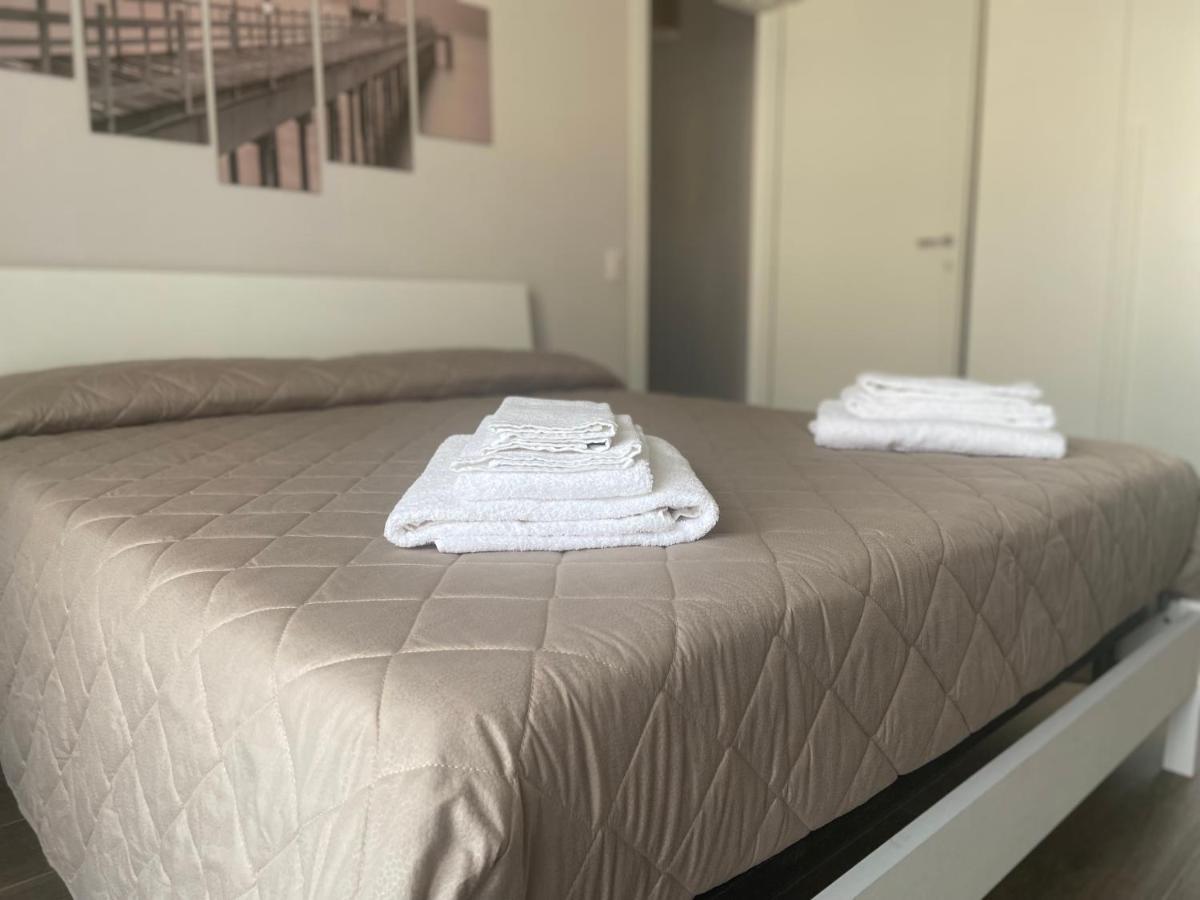 Appartamento La Casa Di Alice2 Vercelli Esterno foto