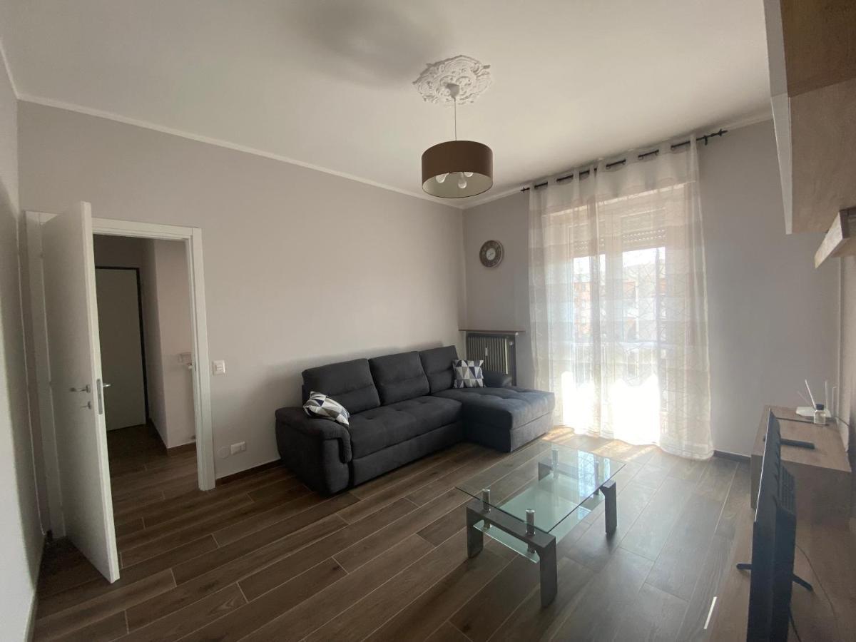 Appartamento La Casa Di Alice2 Vercelli Esterno foto